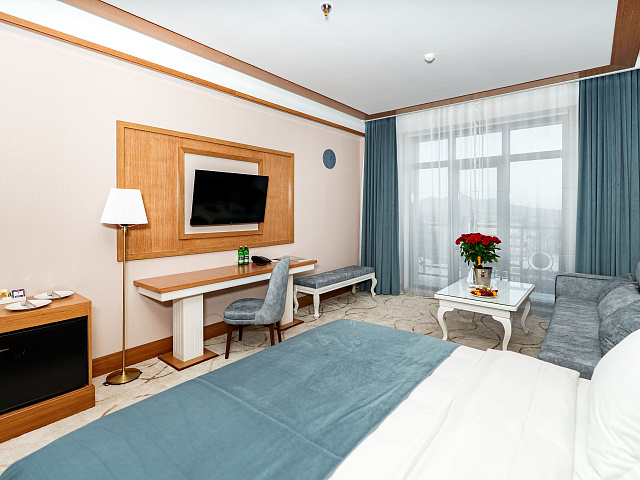 Номер «Джуниор сюит»